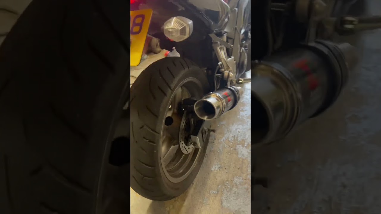 Suzuki SV650 K8 BlackWidow exhaust (baffle out) 