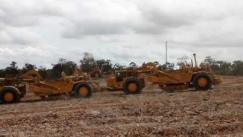 Scraper 657E Push Pulling