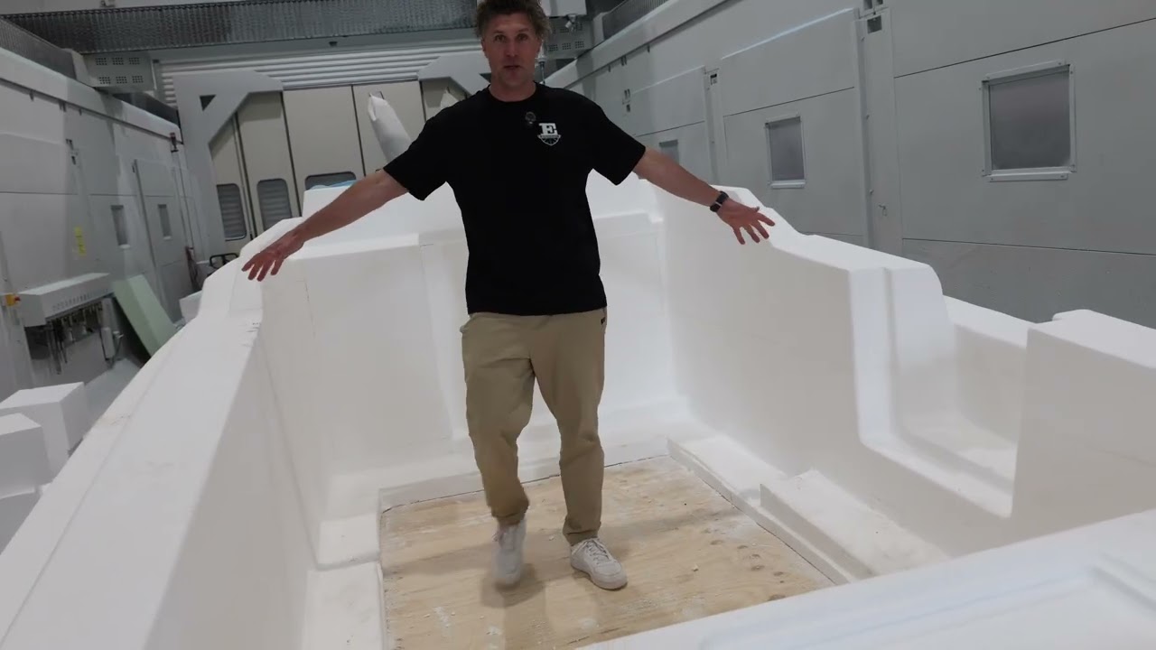 ⁣Behind the scenes of the new 655 Offshore model