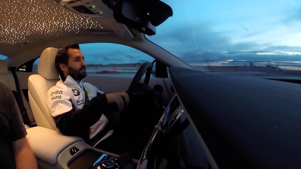 140+ MPH in a Rolls-Royce Wraith