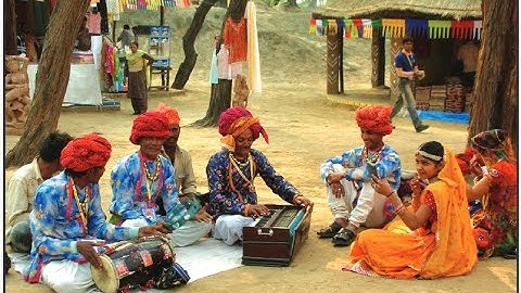 Wandering Singers, Sarojini Naidu, TN Seventh Standard Poem in Tamil