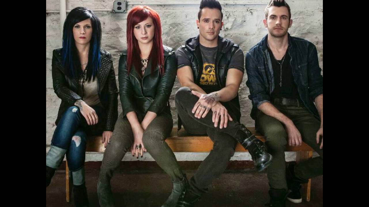 skillet - invincible (chipmunk night core version)