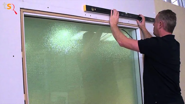 Tommy's Trade Secrets - How to Fit a Curtain Pole
