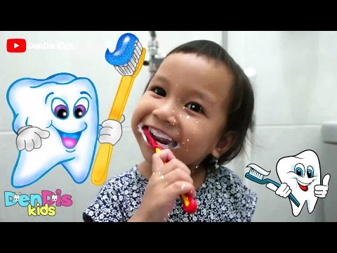 Anak 3 tahun Belajar Gosok Gigi Sendiri - Brush Your Teeth for Kids | DenDis Kids