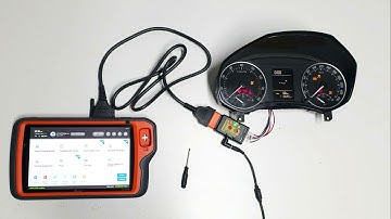 Connect VVDI key tool plus with Godiag GT108 to Diagnose Skoda IMMO4 NEC24C32 Dashboard