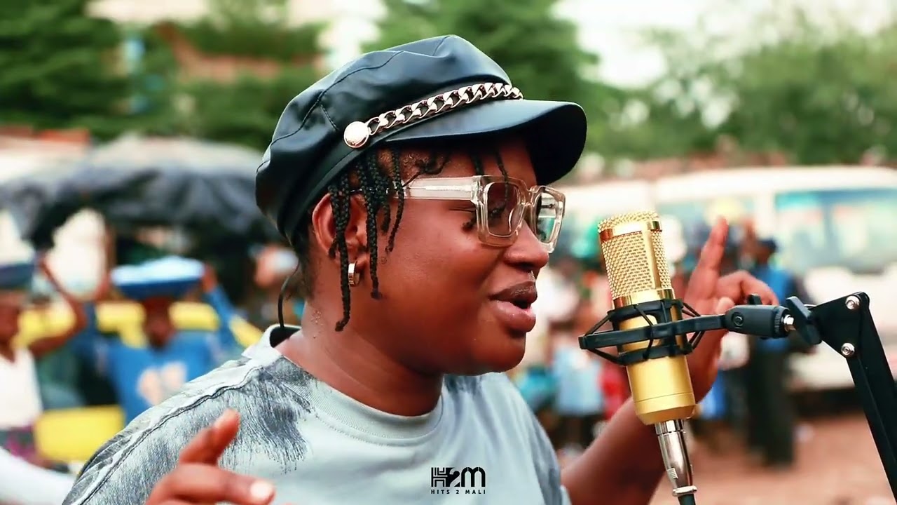 Mouna chee titre Bagadadji(clip officiel 2025)