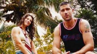 Matthew Fox and Evangeline Lilly