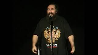 Τζίμης Πανούσης - Παπάδες Με Τα Όλα Τους - Με Λένε Πόπη Live Στο Κεντρί