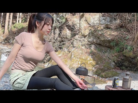 不幸続き ひとりで過ごす夜 女子ソロキャンプ / Campfire Beef Stew & toasted sandwich Japanese solo camping girl