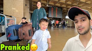 Airport par hamare sath prank hogaya | unexpected