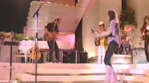 Emmylou Harris   In My Dreams   with Hot Band live...