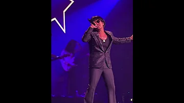 Silk Sonic - Leave the Door Open - Live at Park MGM, Las Vegas - May 29, 2022 (BRUNO WITH A WIG!)