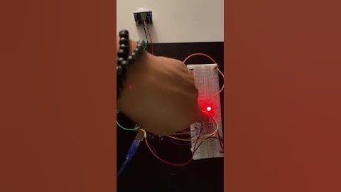 Prototipo de sistema de seguridad con sensor PIR y LED