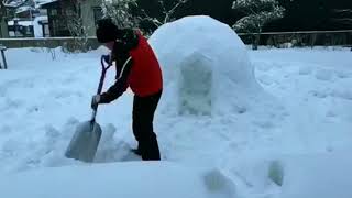 かまくらの作り方 Youtube