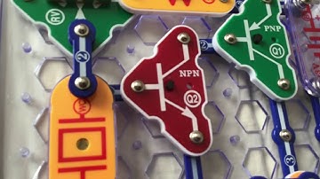 Electronic Snap Circuits Ghost Shriek Machine and Led and Speaker