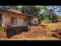 kampung mati banyak rumah yang terbengkalai di tengah hutan