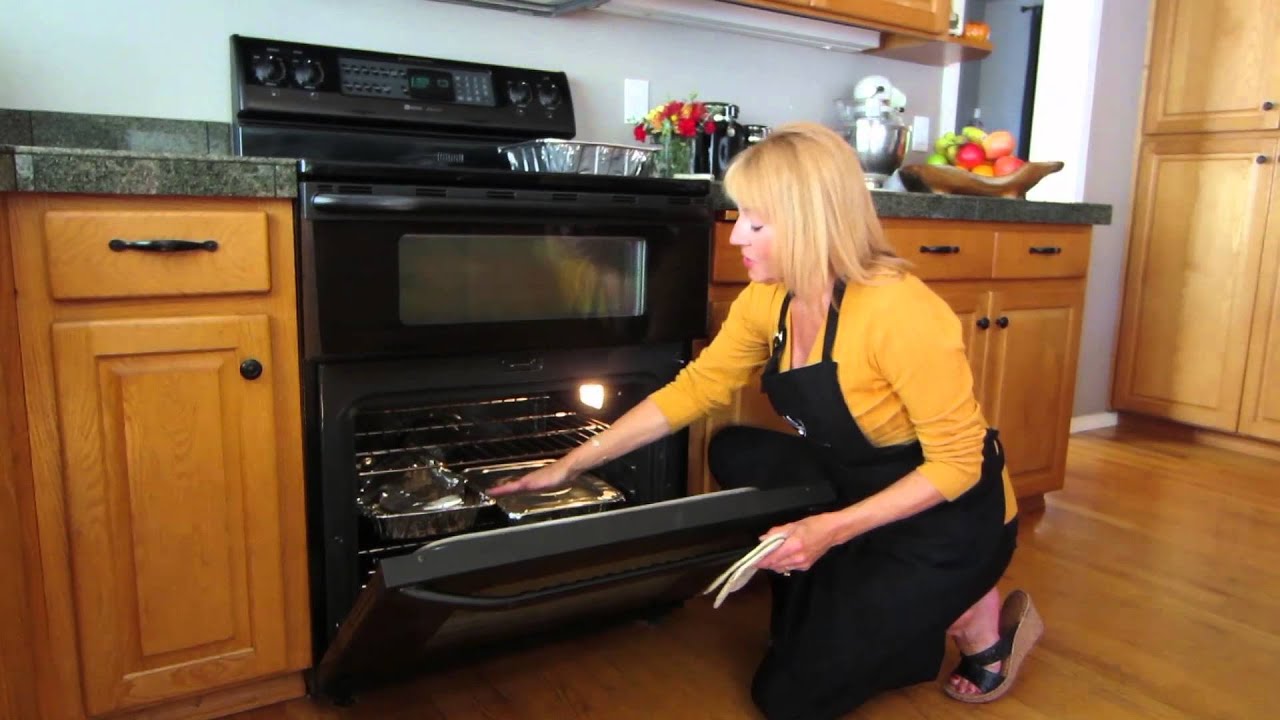 How to Cook Multiple Dishes in the Oven at Once