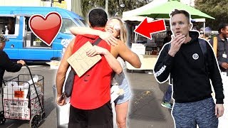 GIVING FREE HUGS TO STRANGERS IN STREET! ❤️