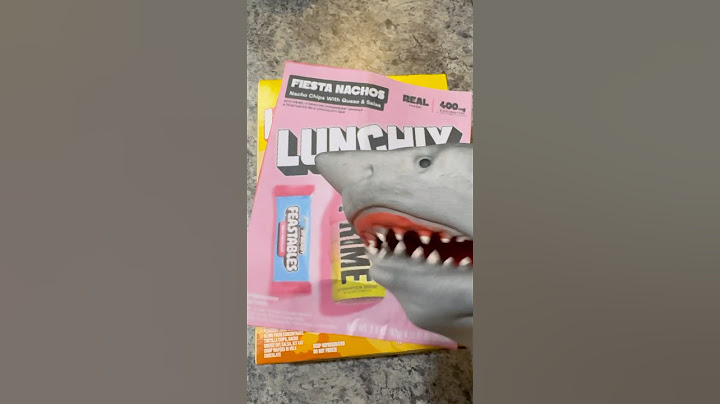 SHARK PUPPET GETS LUNCHLY!