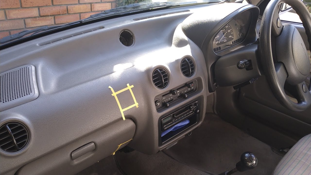 未塗装ダッシュボードリペア塗装剥がし① 2025 12.7