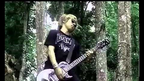 Daun band ( Indie Lombok ) AKU