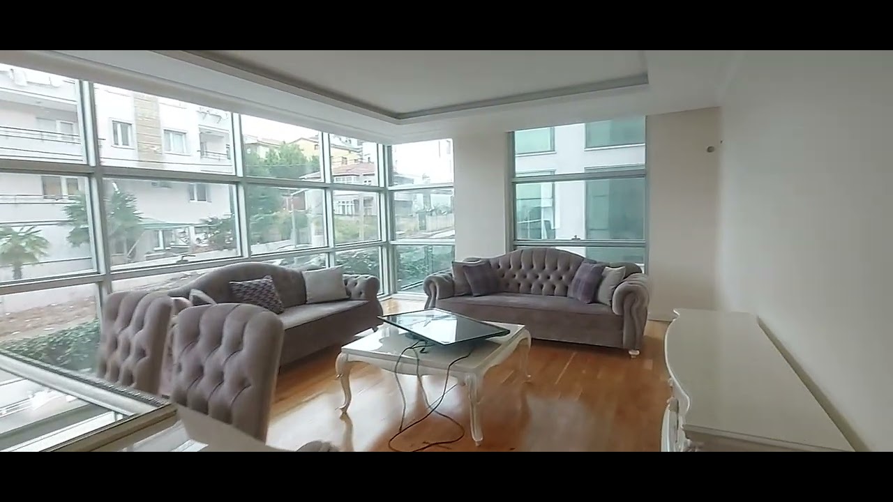 شقة للبيع في يلوا ضمن مجمع