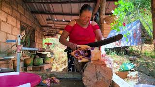 La mujer que sabe pelar un pato se puede casar sabe decir mi mamita