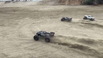 Kraton 8s exb vs xmaxx 8s