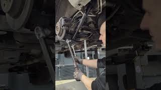 Broken struts on a Mercedes Van #mechanic #repair #mercedes #van #broken #car #suspension