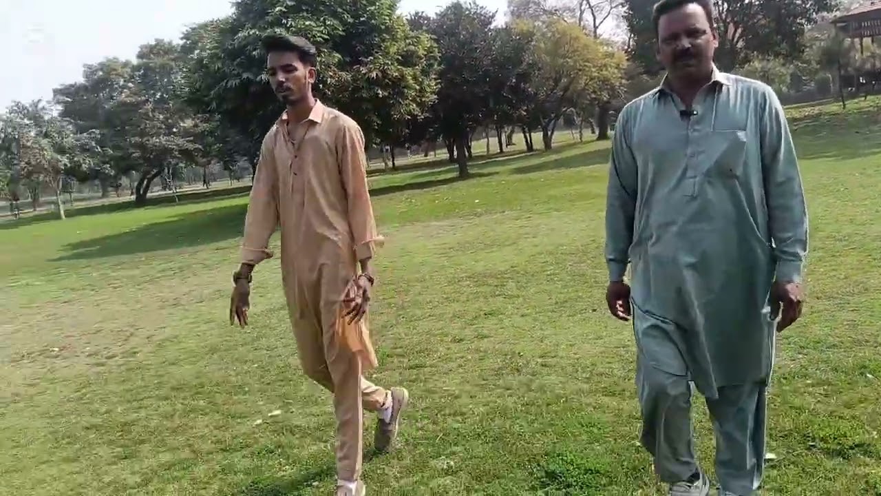 New video Model Town park 