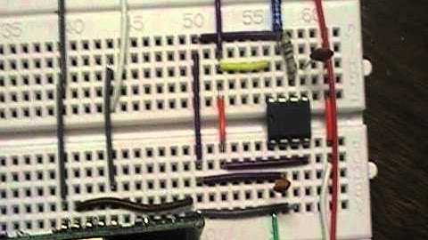 DYP ME007 ultrasonic range finder on breadboard