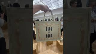 Notice my DIOR BY DIOR purse #dior #fashion #jonathananderson