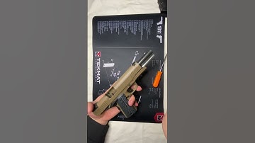 QUICK LUBE on a 1911 #1911  #gun  #guns #outdoors #2a #america  #usa