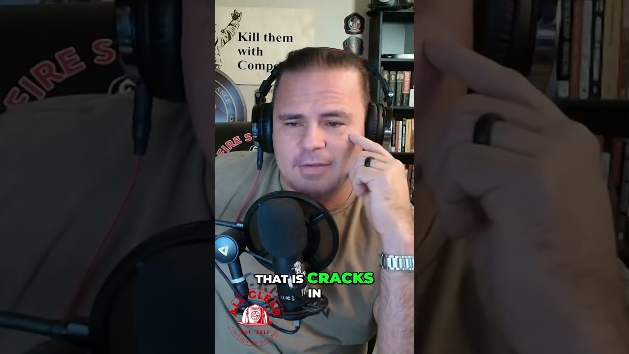 Silence is a Red Flag: When High Performers Stop Talking #shorts Silence is a Red Flag: When High Performers Stop Talking #shorts