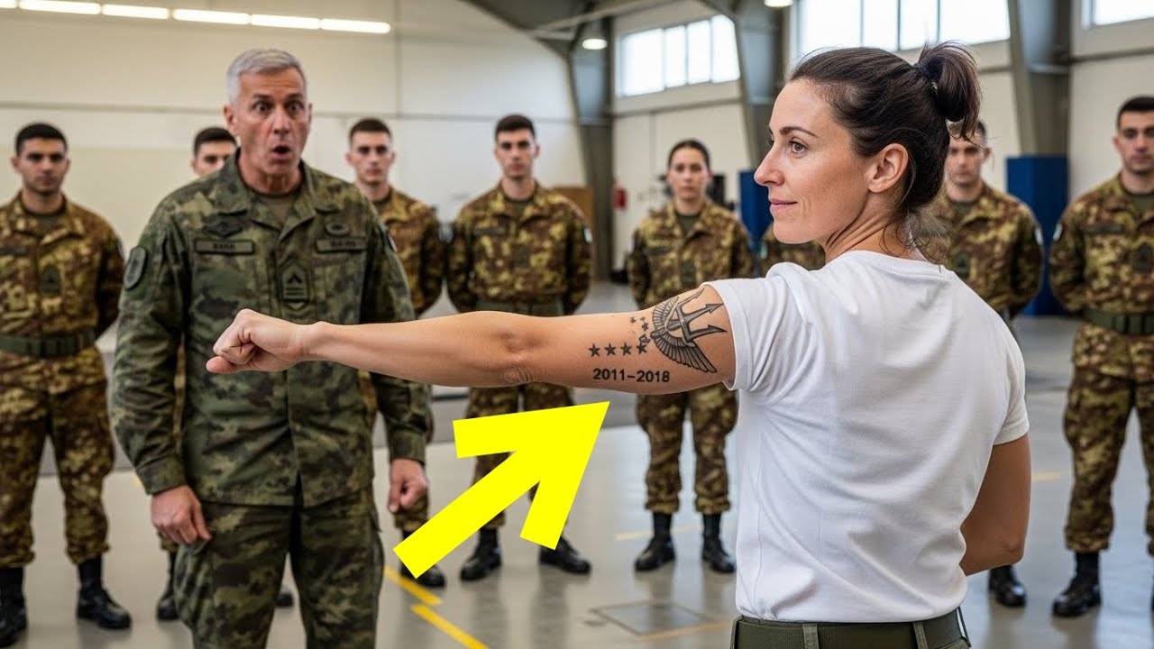 Venne solo per guardare — finché il comandante SEAL vide il suo tatuaggio e tacque