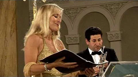 Ave Maria ( F. Lopez) - Soprano Christina Collier