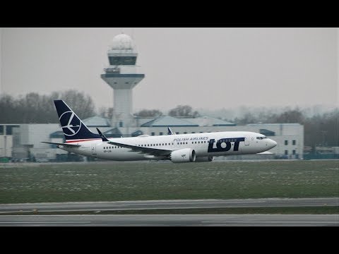 Insane LOT Boeing 737 MAX 8 Low Pass and landing | SP-LVA