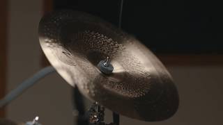 Sabian AAX 17\