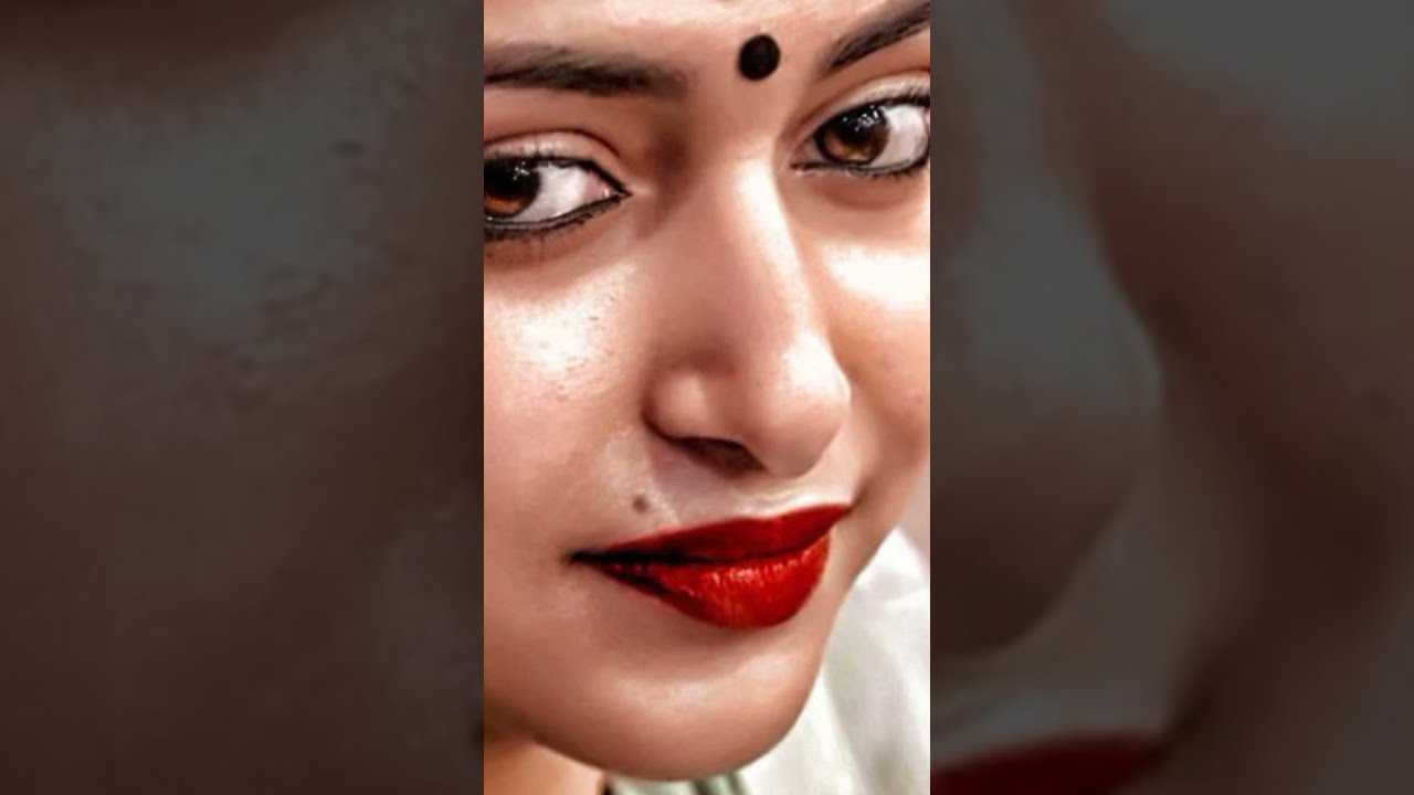 Anu Sithara Ultra Zoom Face Short Bollywood Unknown