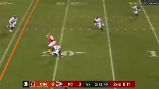 Travis Kelce lateral almost ends in disaster