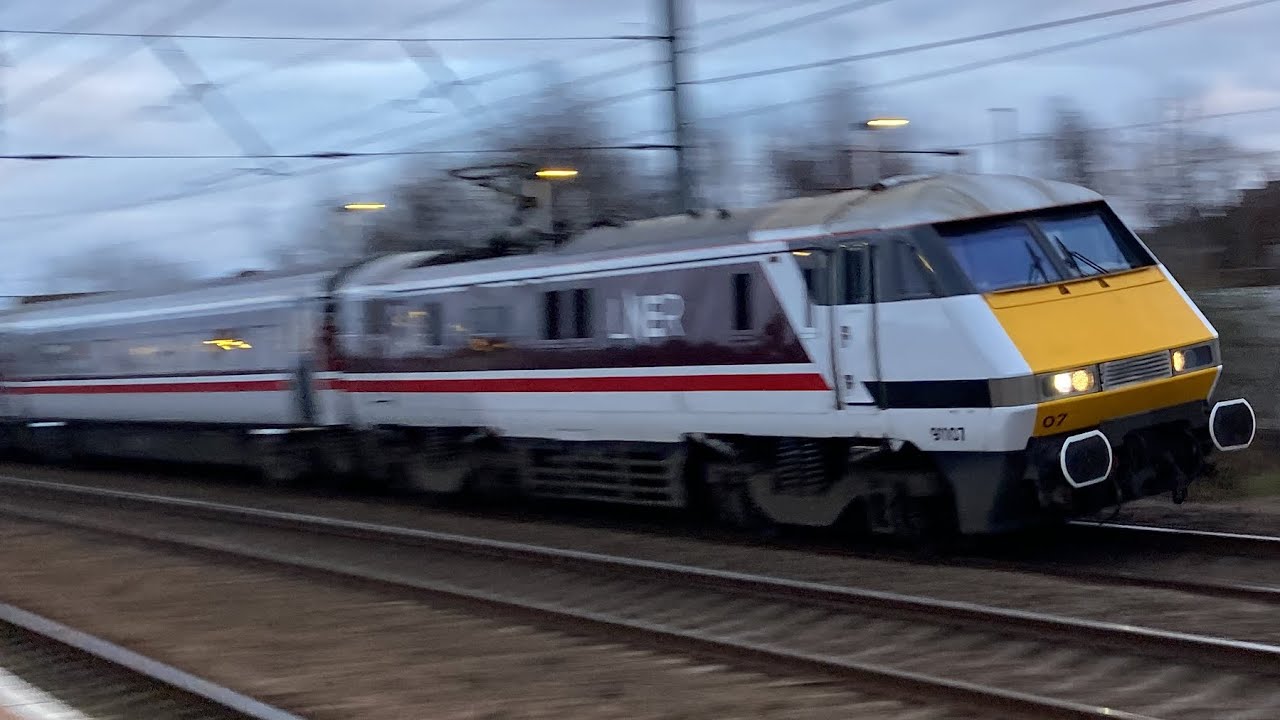 Trains at Retford, ECML, 08/01/2024