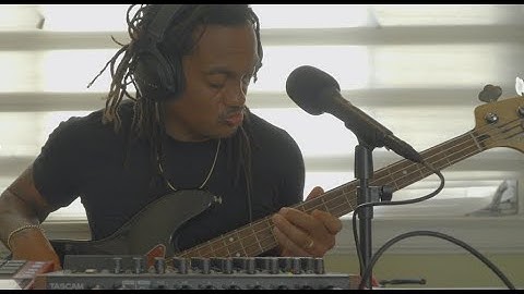 MPC ONE + Rock Song From Scratch