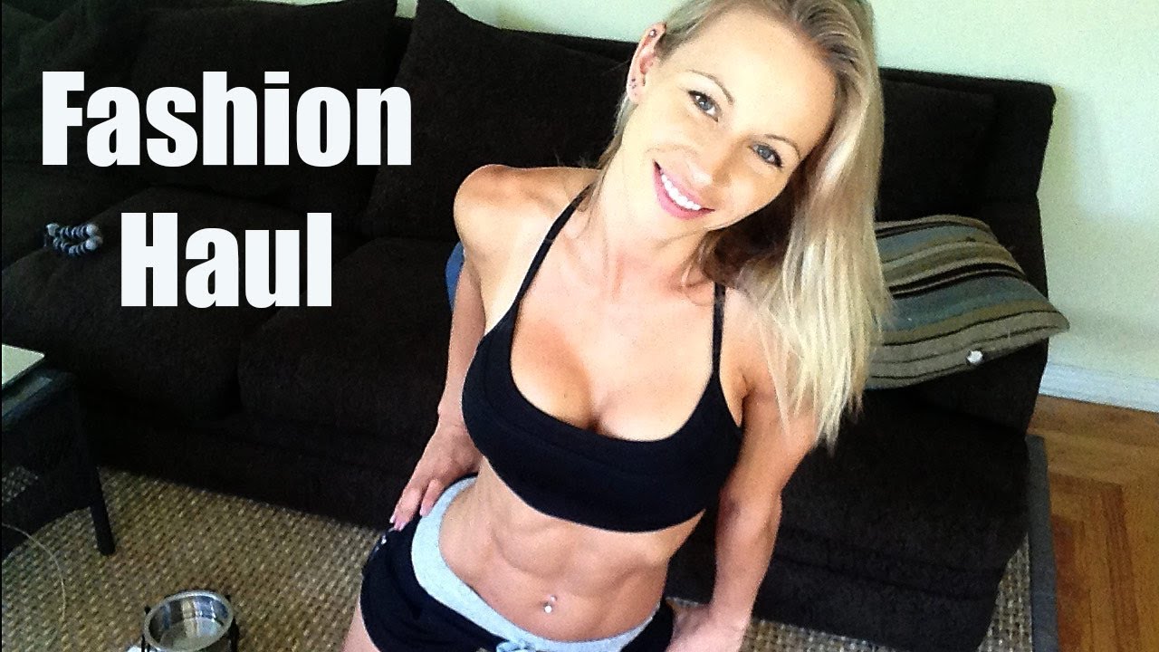 beautycon Quick Fashion Haul - Lorna Jane workout outfit