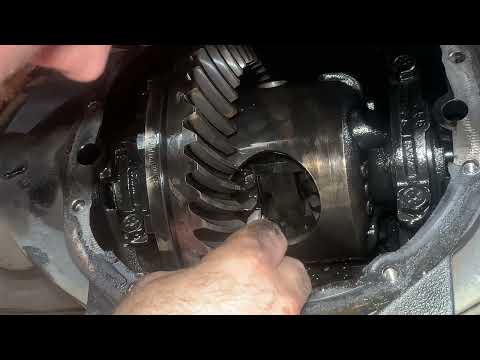 How To Remove Differential Pinion Shaft