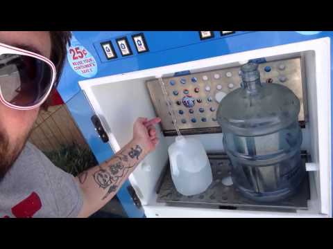 TheDailyWoo - 407 (8/12/13) Saving Money With Dad