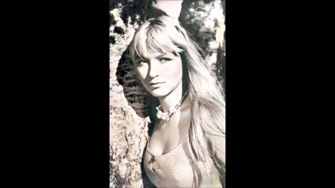 Фото марины влади в купальнике marina vladi.wmv - YouTube