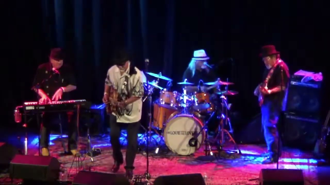 0003 - Louie and the Lovers - Sittin' By Your River