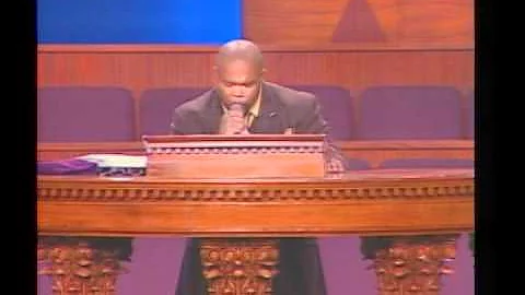 Apostle Melvin Lyons Preaching @ The City of Refug...