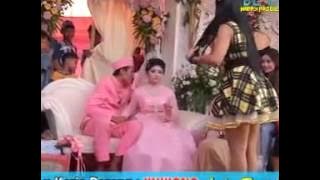 Lucu or idiot. Kelakuan kocak norma silvia pada pengantin