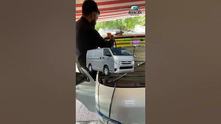 Bringing back the shine in every drive — premium car glass replacement.#carrepair #shorts